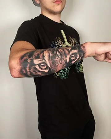 Black-and-grey tattoo by Alex Roze