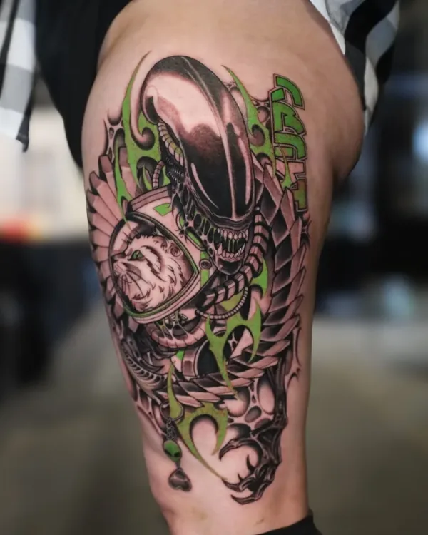 Xenomorph with astronaut cat, green. Tattoo by Alex Roze.